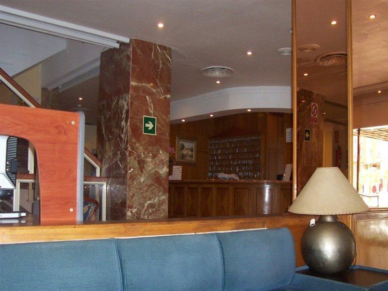 ホテル ピネロ バヒア デ パルマ エル・アレナル エクステリア 写真